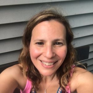 Meet your Posher, Michele